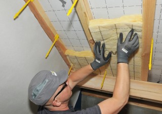 Suspente PlaGyp® I : le système complet pour rénover vos toits à fermettes et pannes